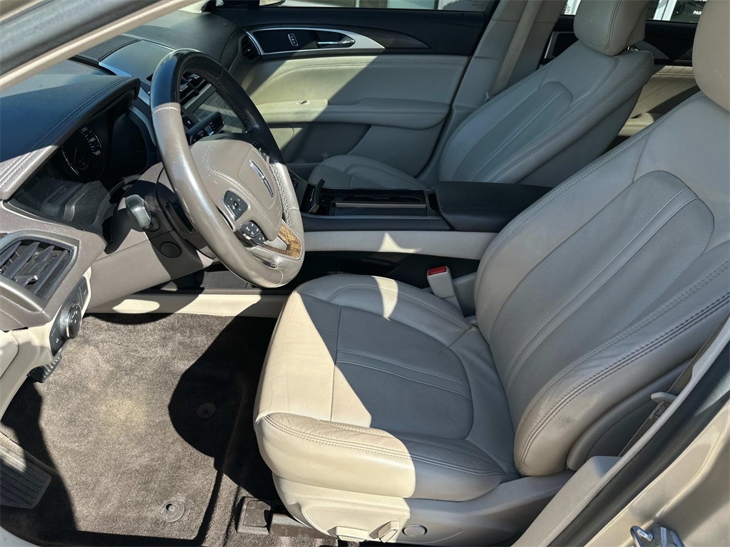 2017 Lincoln MKZ Reserve photo 15
