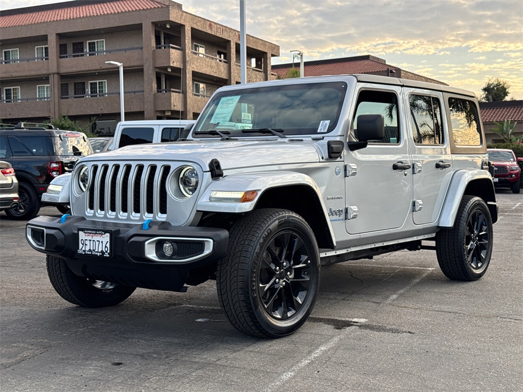 2023 Jeep Wrangler Sahara 4xe photo 4