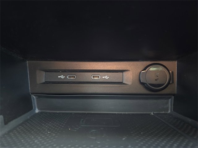 2023 Volkswagen Tiguan SE photo 17