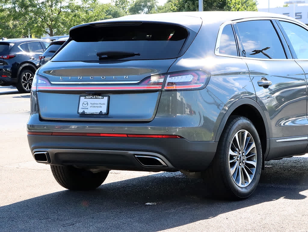 2022 Lincoln Nautilus Standard photo 6