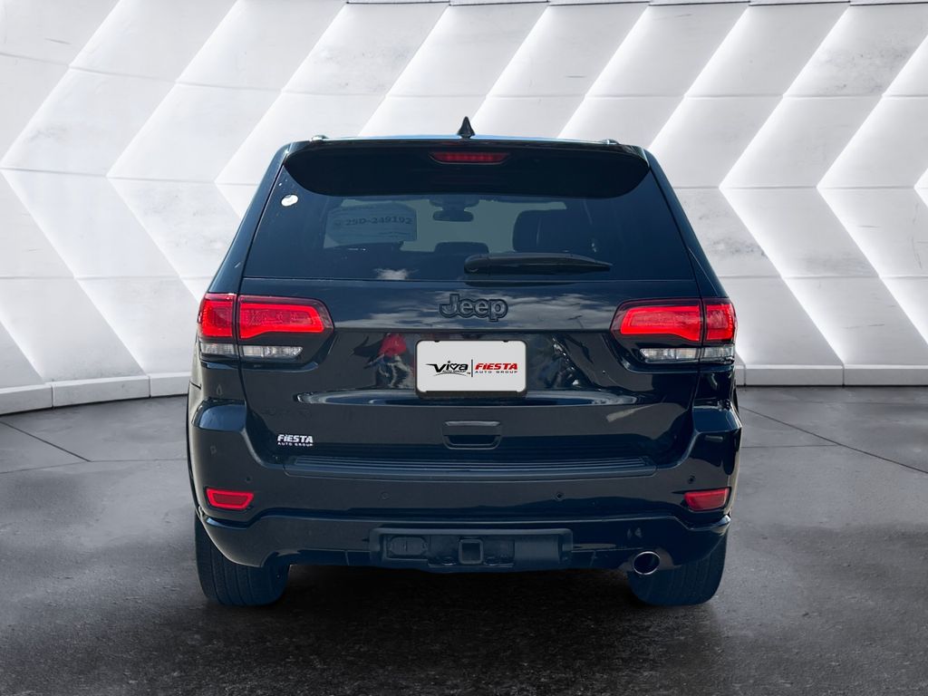2021 Jeep Grand Cherokee Laredo X photo 5