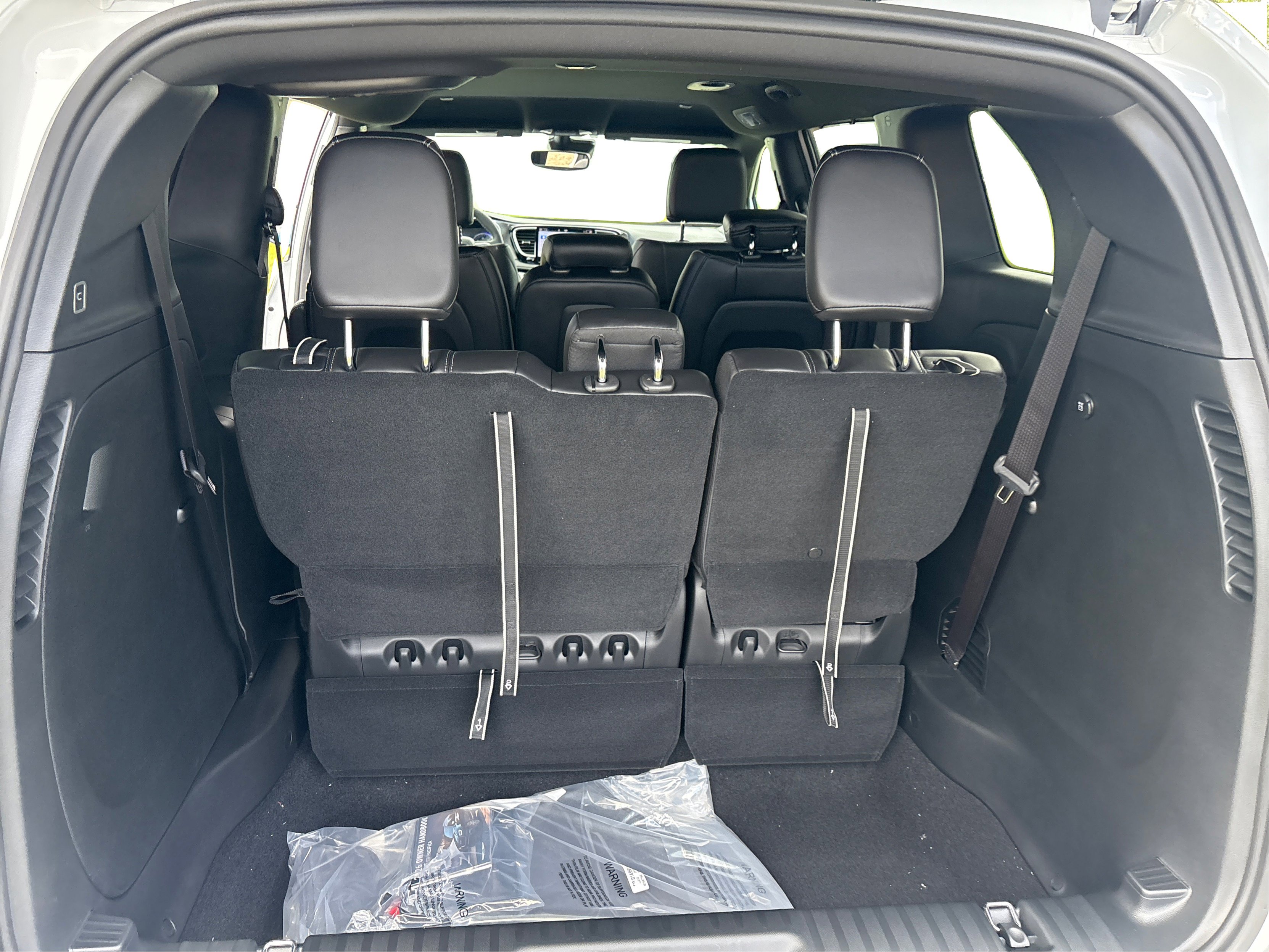 2026 Chrysler Pacifica photo 10