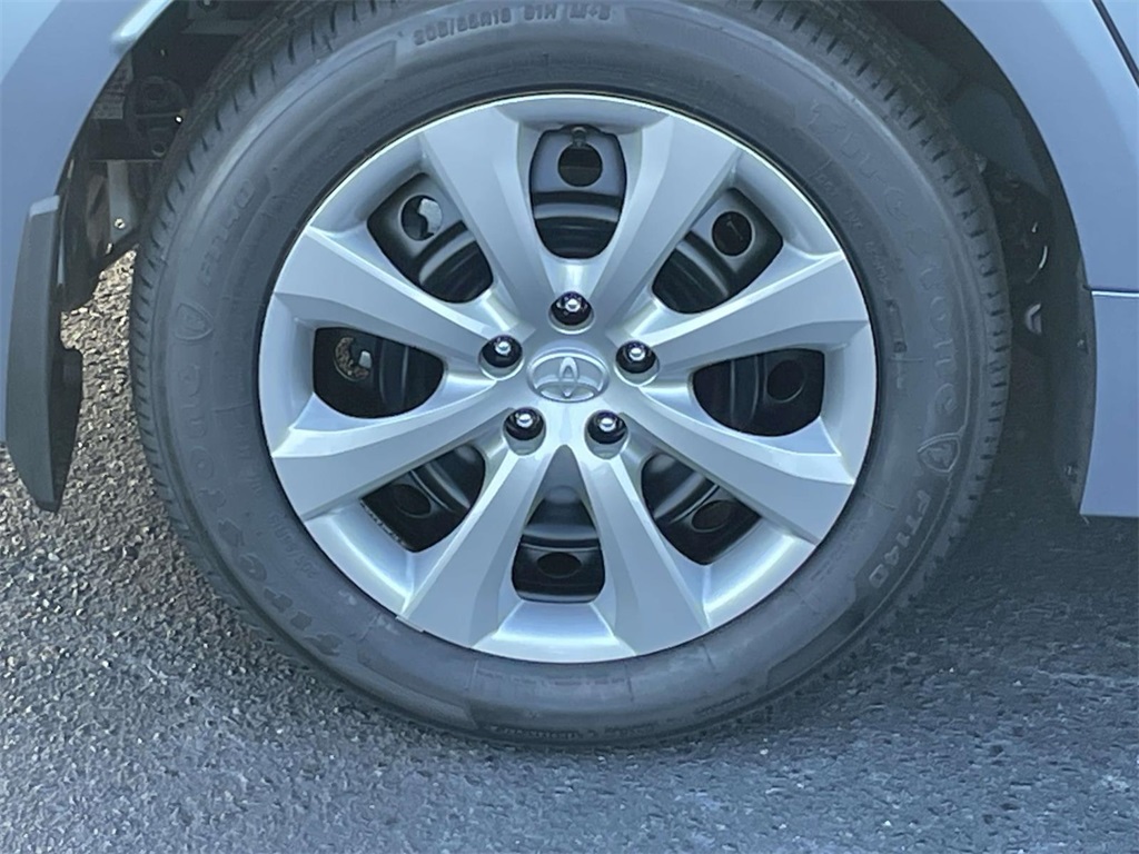 2026 Toyota Corolla LE photo 9