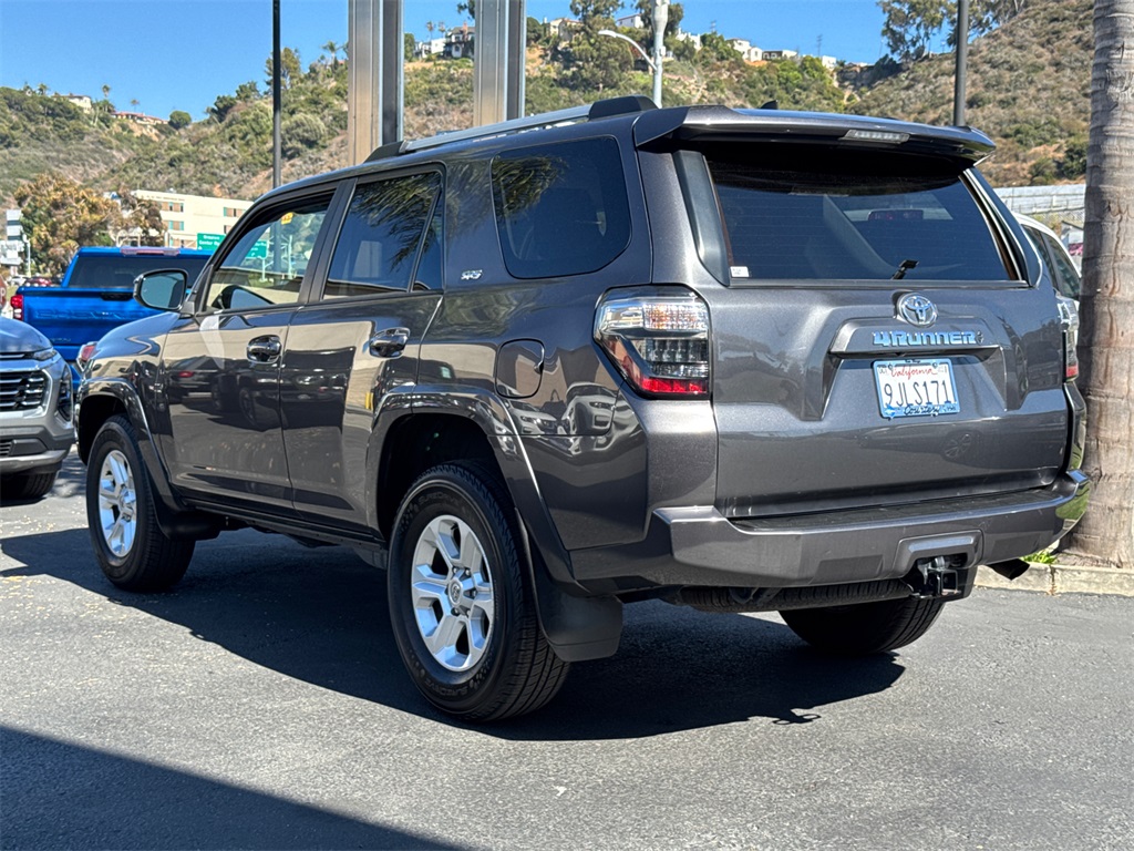 2023 Toyota 4Runner SR5 photo 9