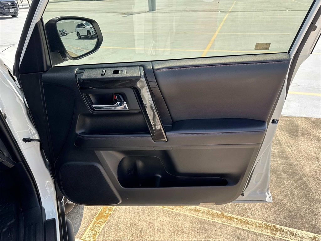 2022 Toyota 4Runner TRD Off-Road Premium photo 13