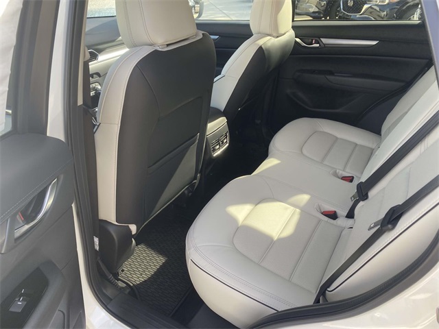 2025 Mazda CX-5 Preferred photo 4