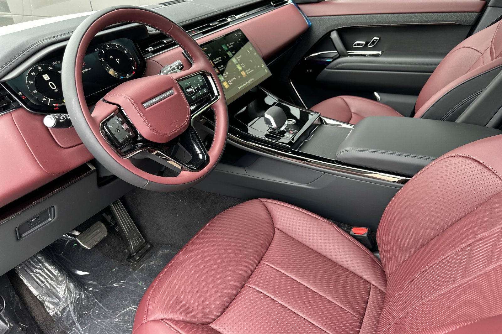 2025 Land Rover Range Rover Sport SE photo 10