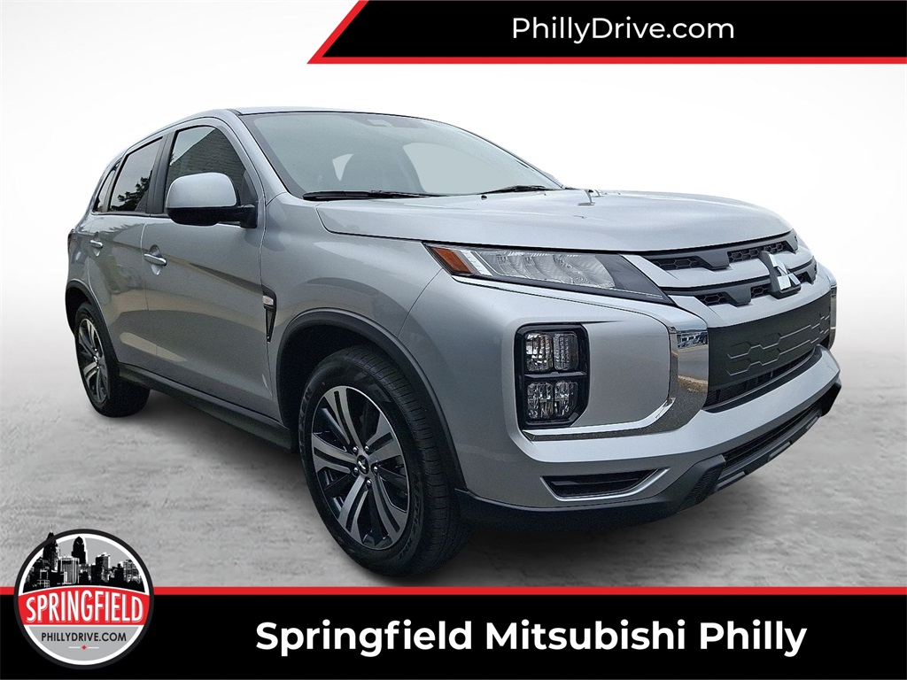 2025 Mitsubishi Outlander Sport ES's photo