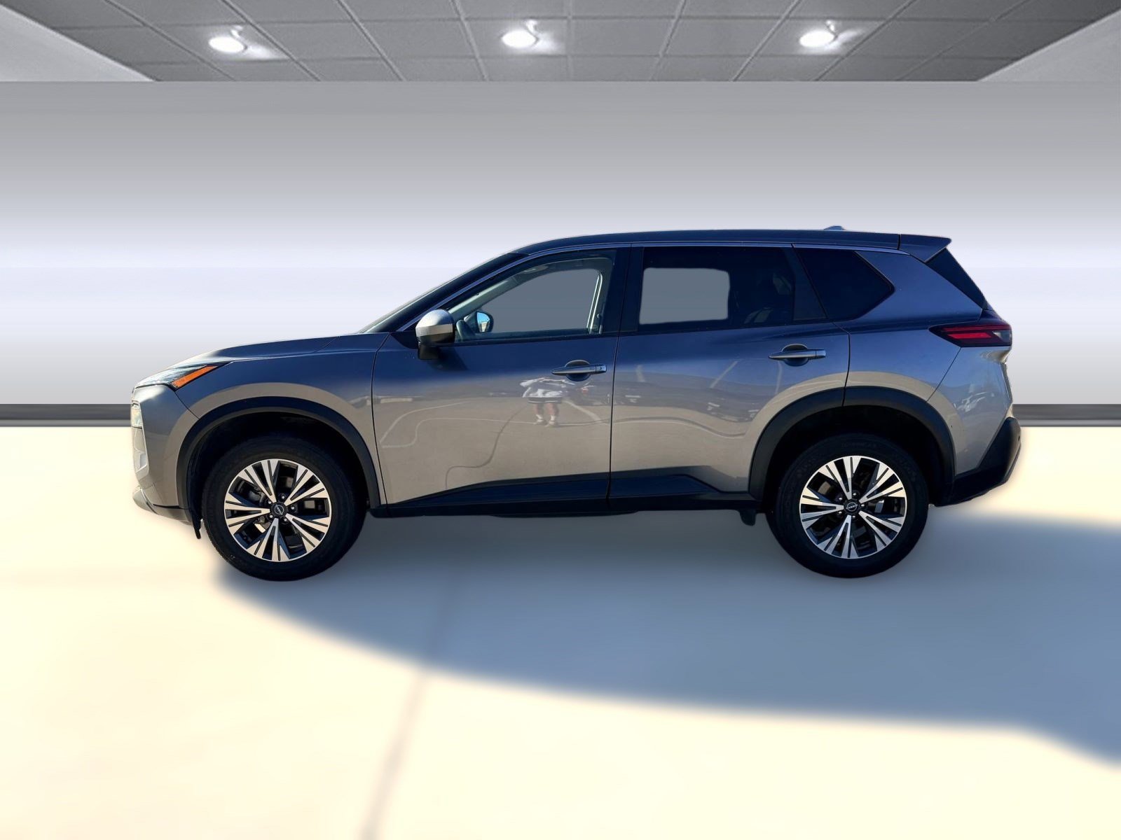 2023 Nissan Rogue SV photo 2