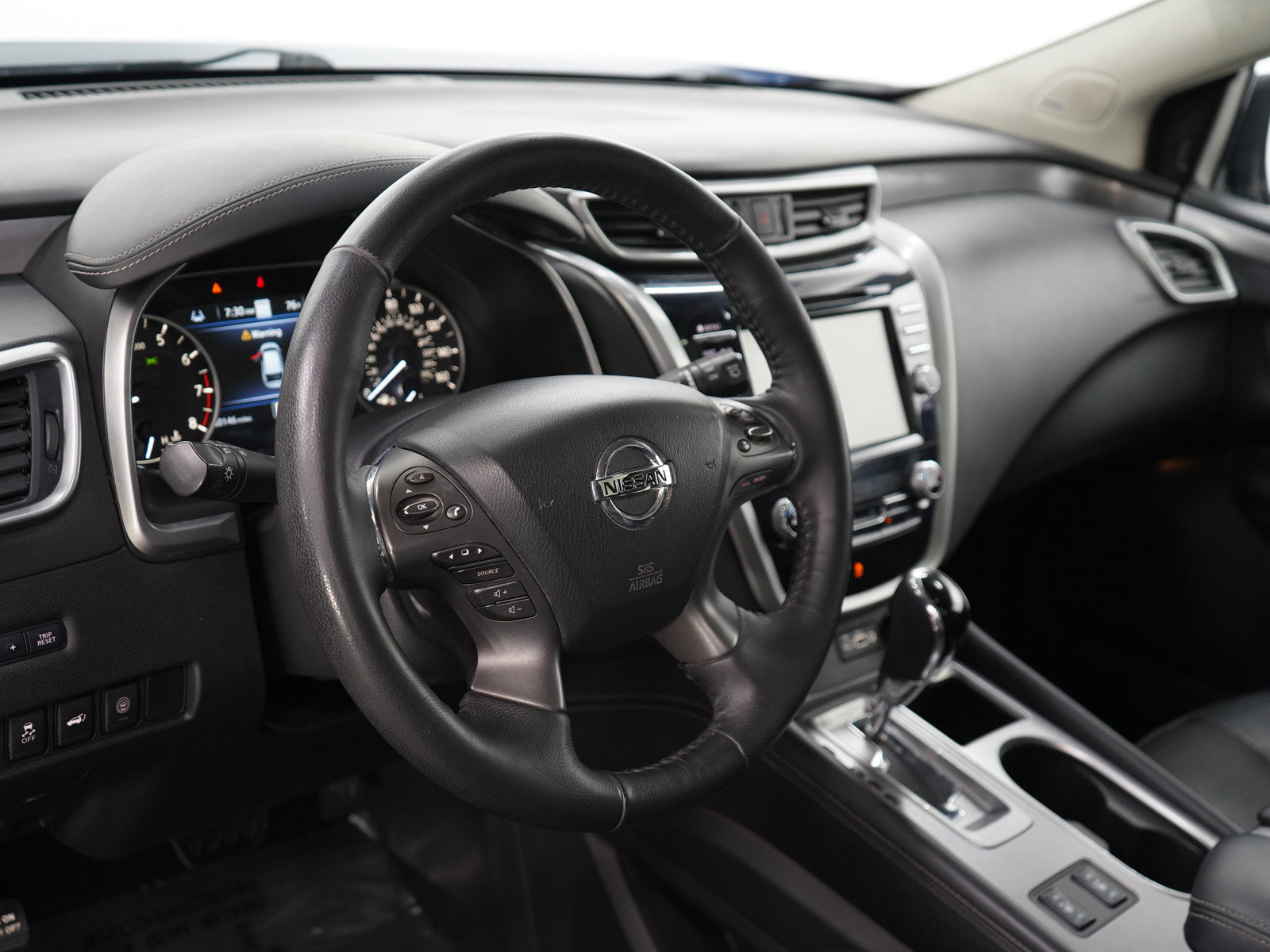 2020 Nissan Murano SL photo 18