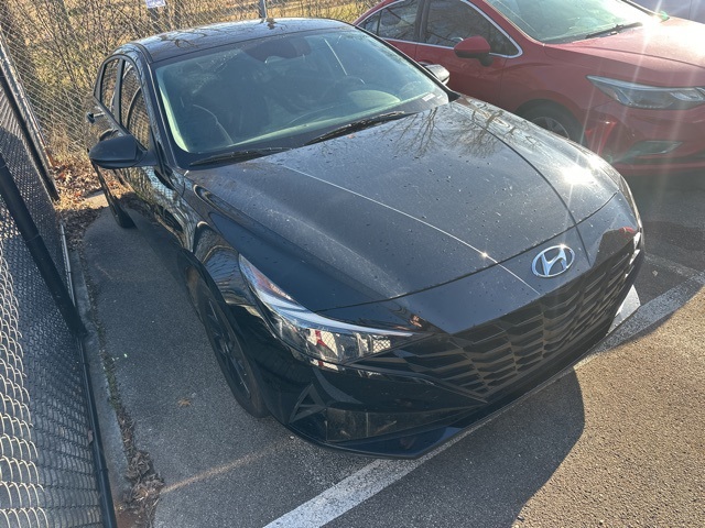2021 Hyundai Elantra Blue's photo