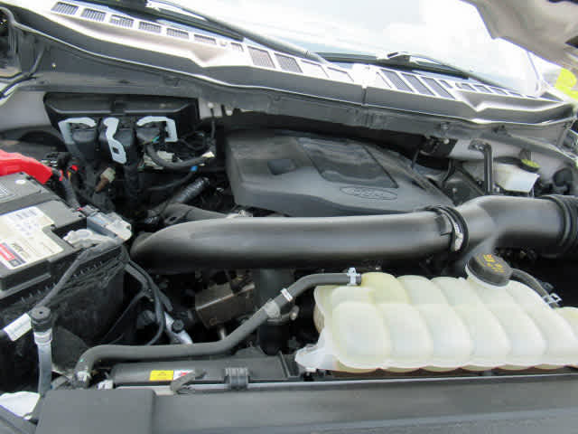 2021 Ford F-150 Lariat photo 8