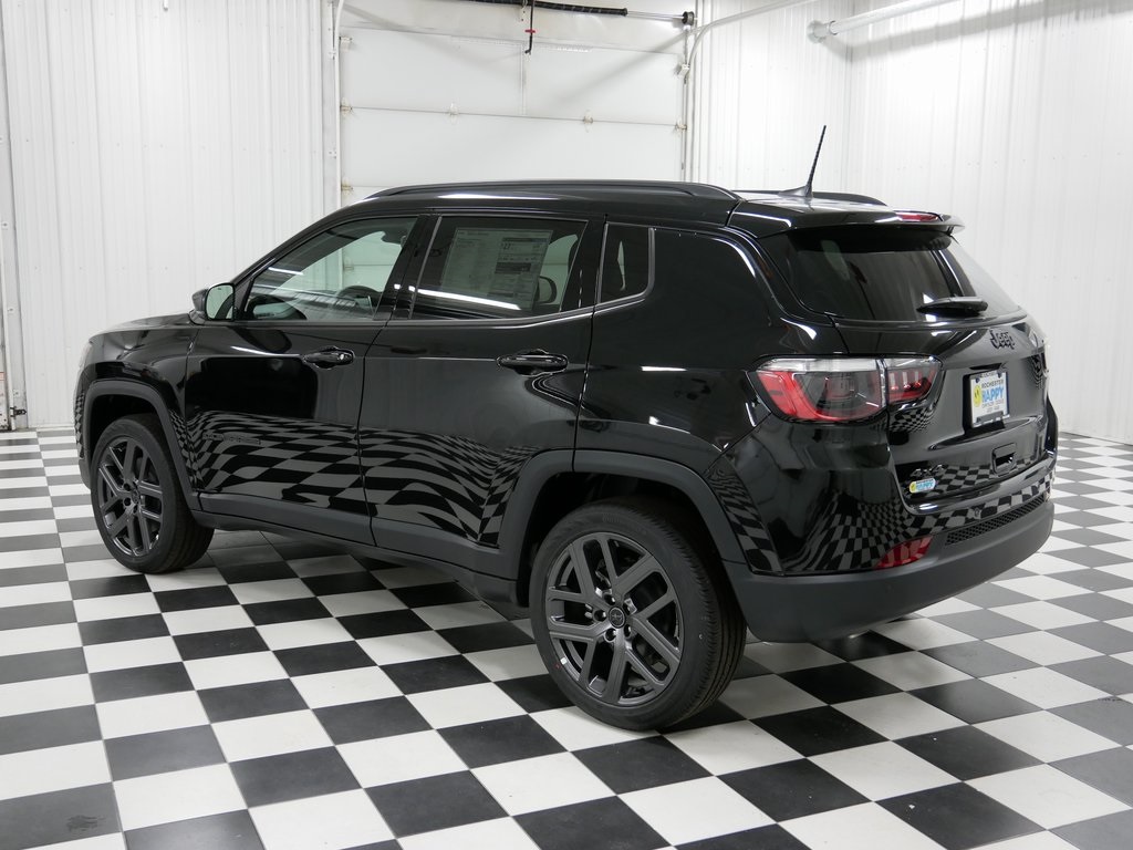 2025 Jeep Compass Limited photo 3