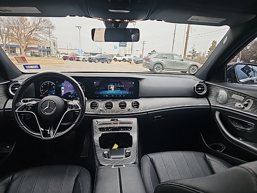 2021 Mercedes Benz E 350 4MATIC photo 4