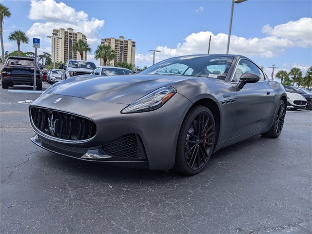 2024 Maserati Granturismo Modena photo 5