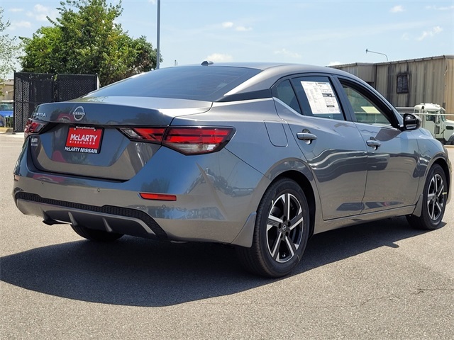 2025 Nissan Sentra SV photo 3