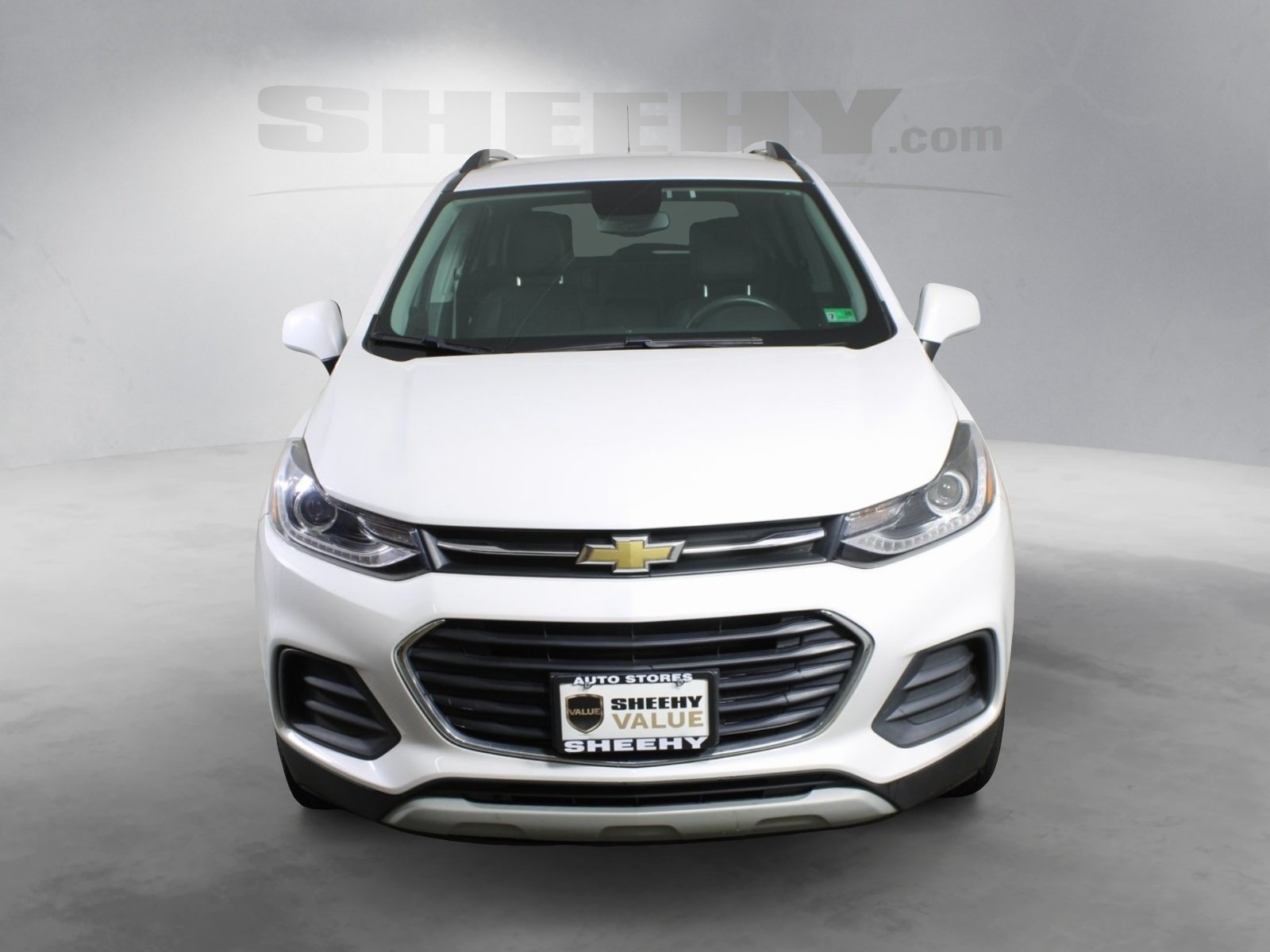 2022 Chevrolet Trax LT photo 2