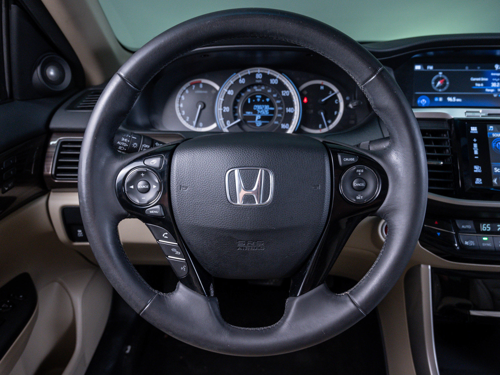 2017 Honda Accord EX-L photo 13
