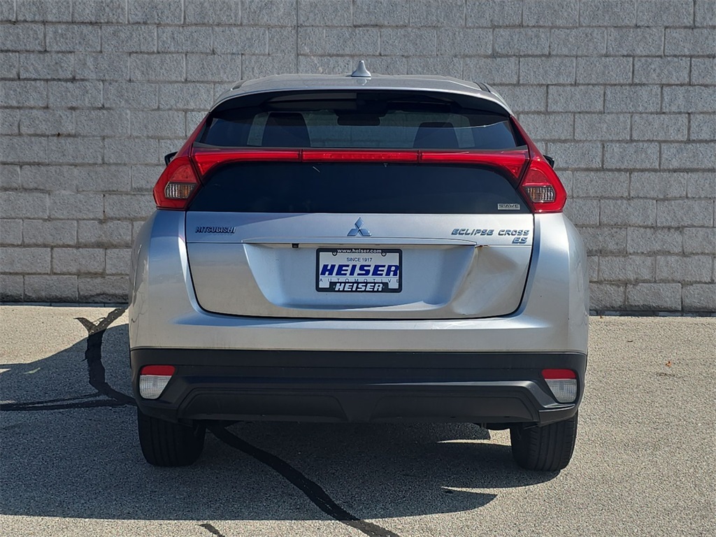 2018 Mitsubishi Eclipse Cross ES photo 12
