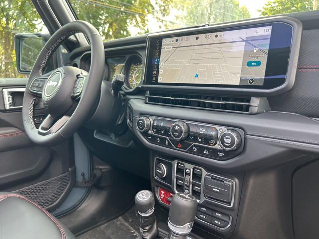 2025 Jeep Wrangler Rubicon photo 26