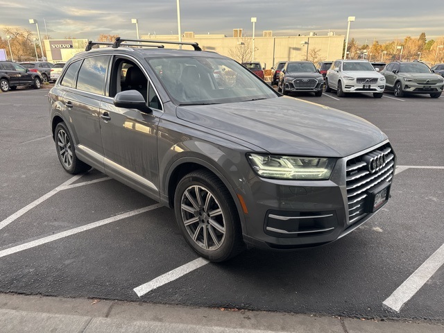 2019 Audi Q7 45 Premium Plus photo 3