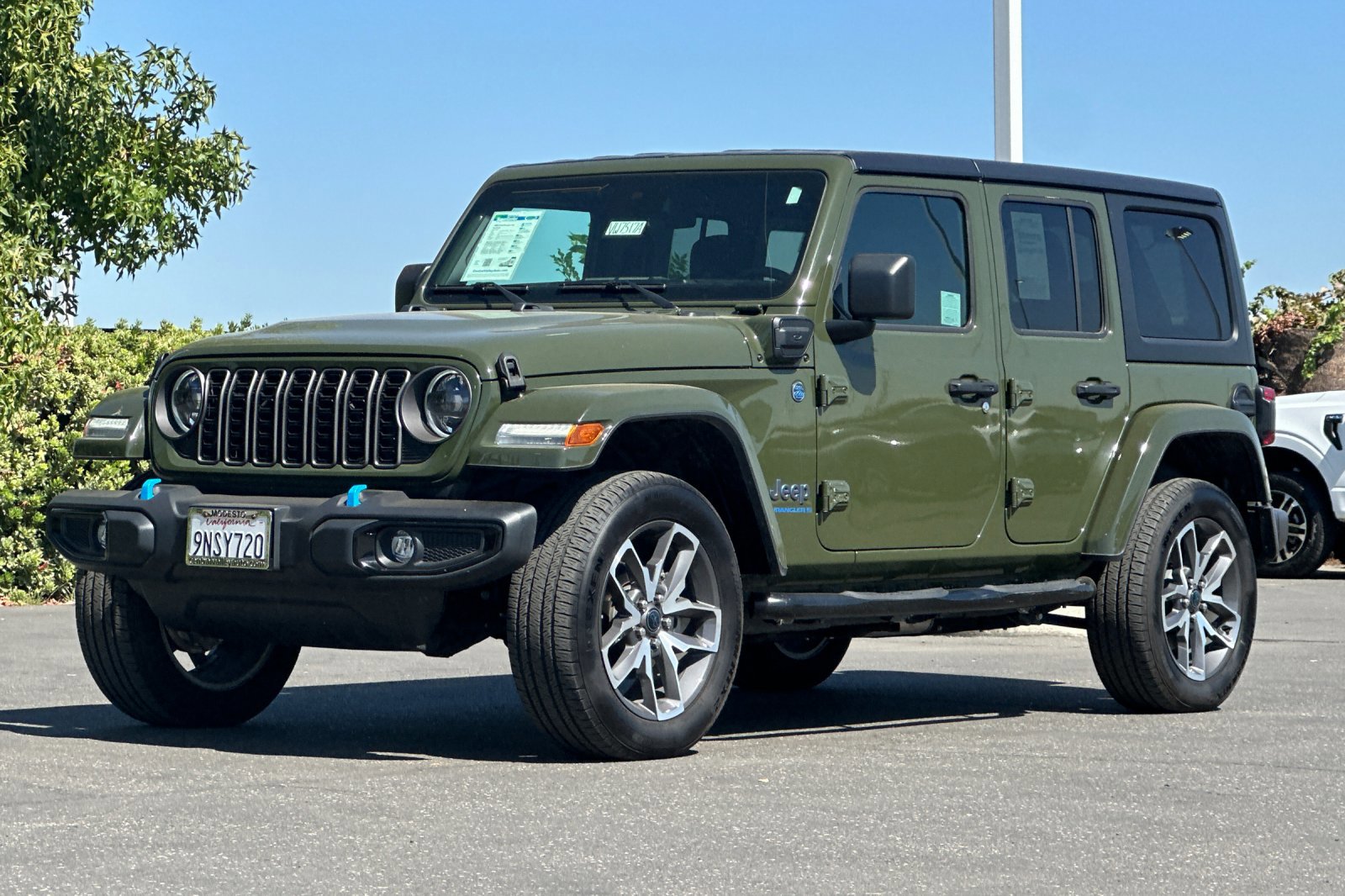 2024 Jeep Wrangler 4xe Sport S photo 8
