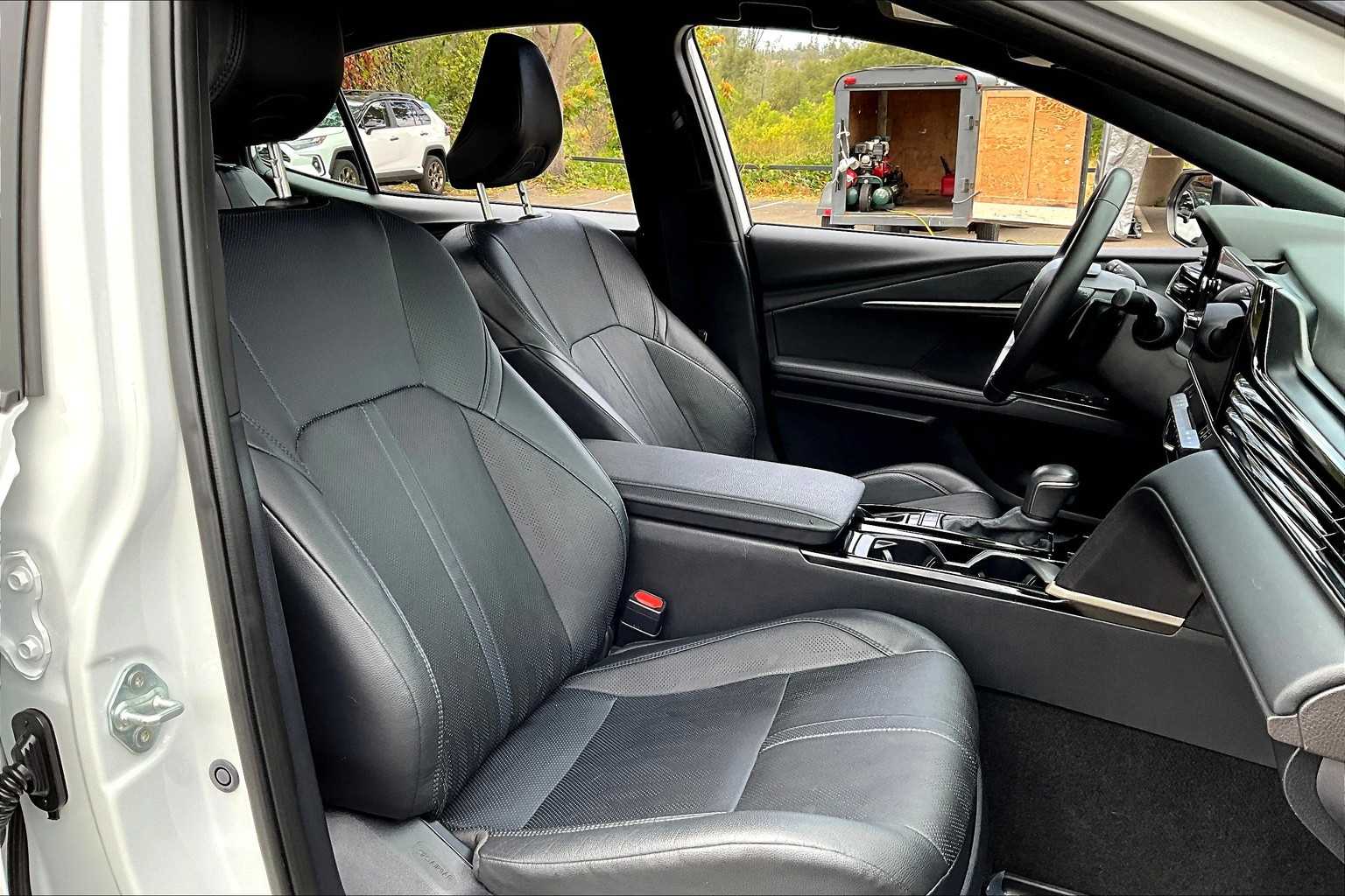2025 Toyota Camry XSE photo 8