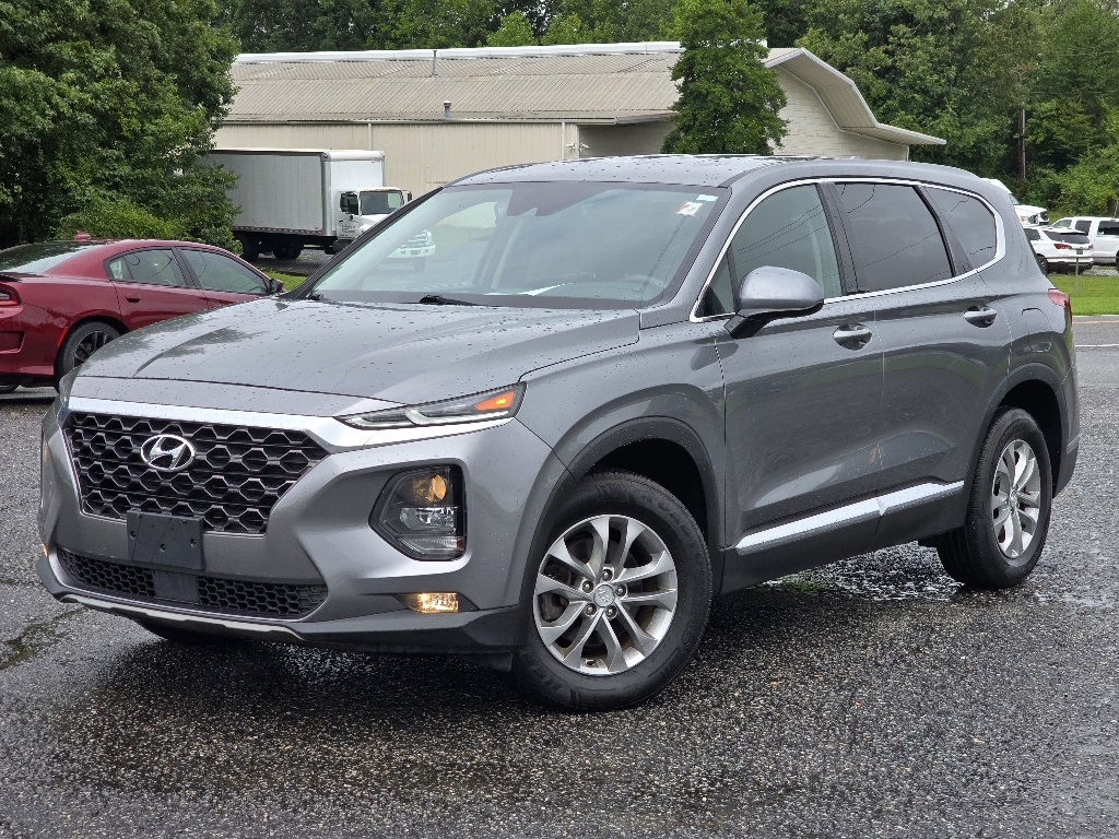 2019 Hyundai Santa Fe SEL photo 2