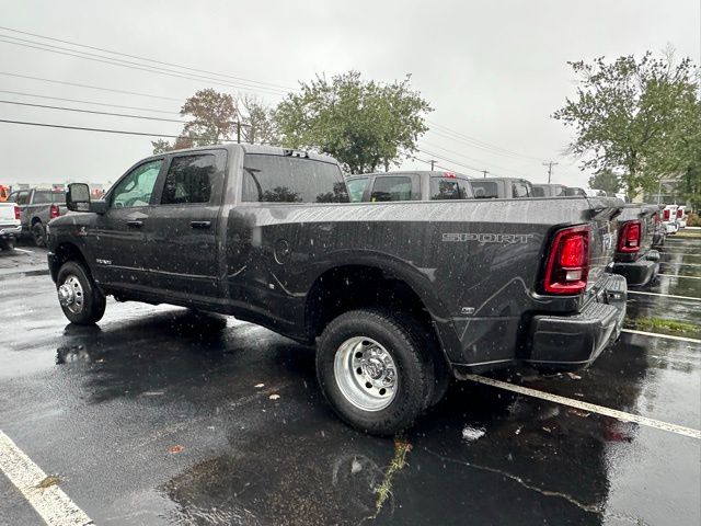 2025 Ram 3500 Big Horn photo 4