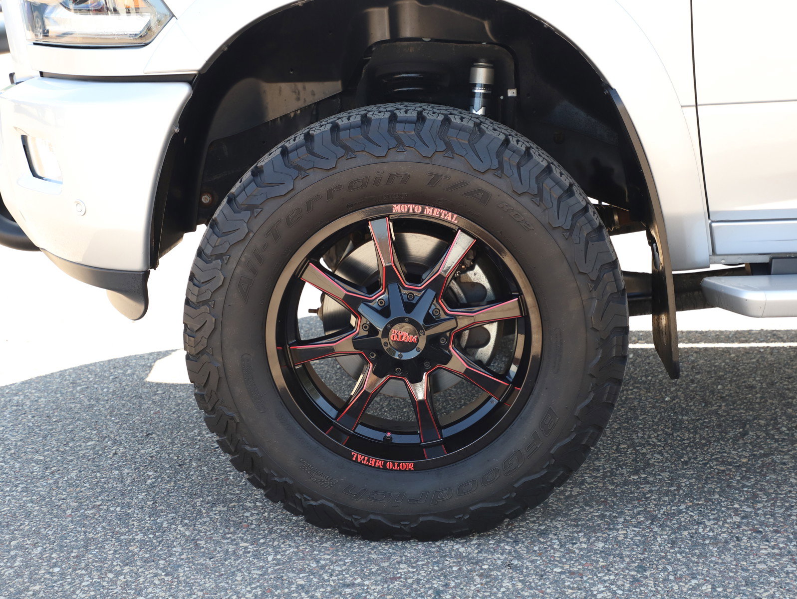 2018 Ram 2500 Laramie photo 24