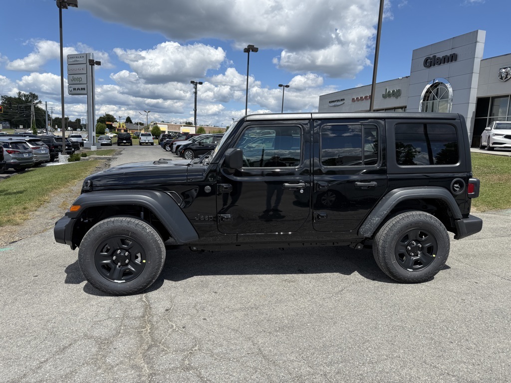 2025 Jeep Wrangler Sport photo 9