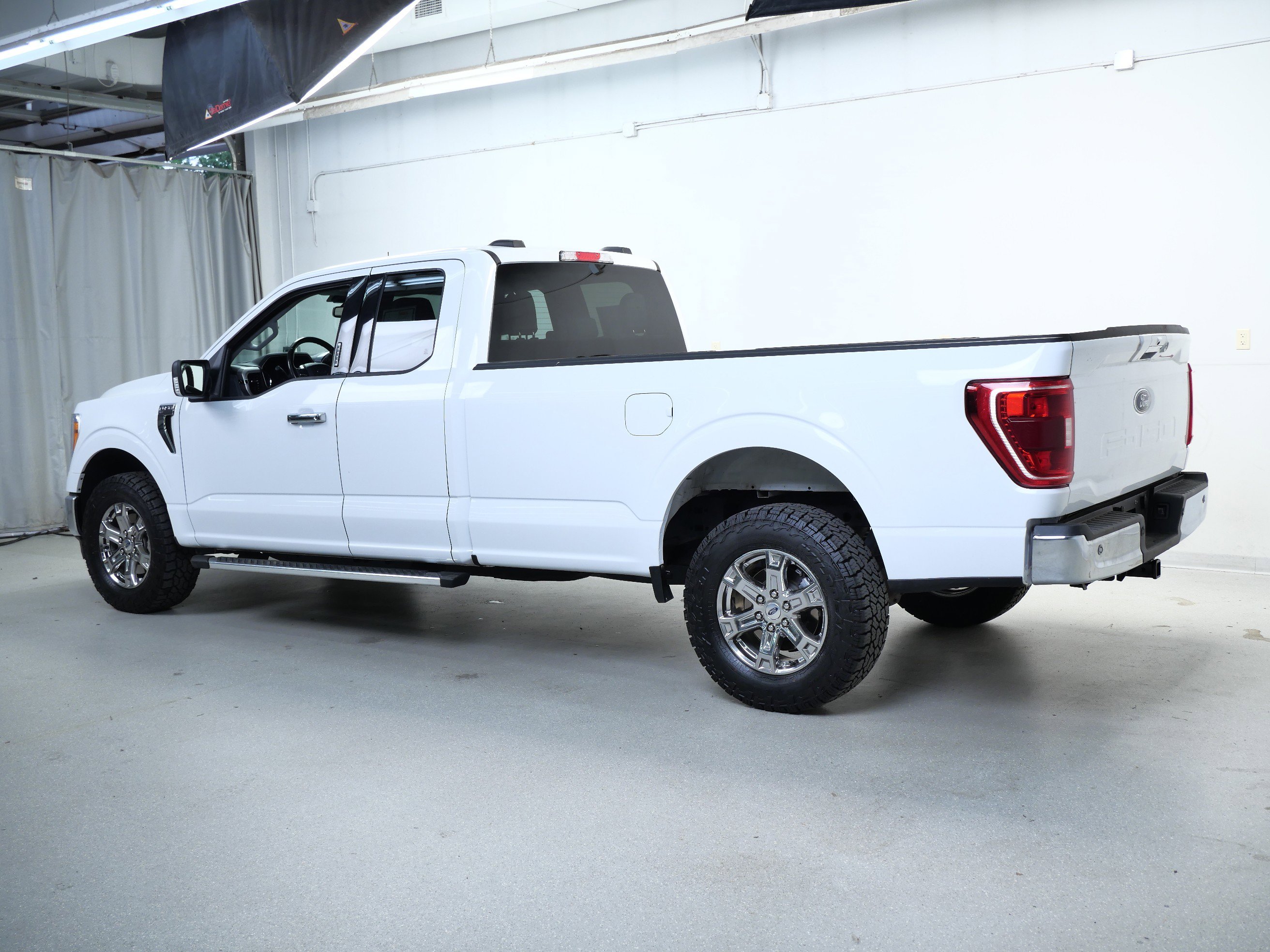 2023 Ford F-150 XLT photo 6
