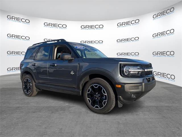 2025 Ford Bronco Sport Outer Banks's photo