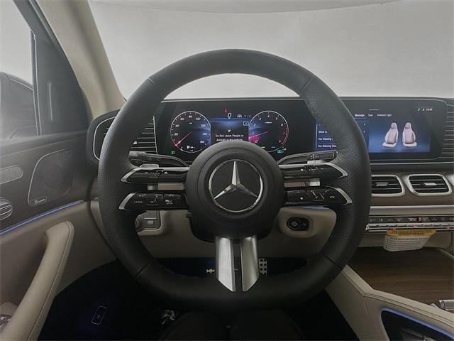2026 Mercedes Benz GLS 450 4MATIC photo 9