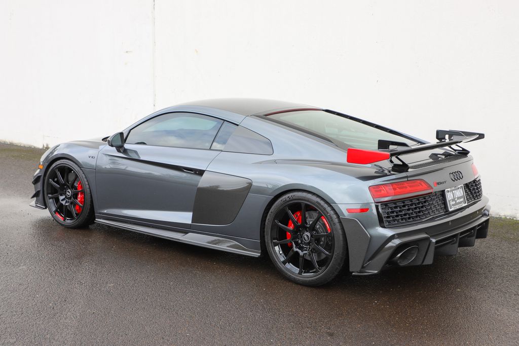 2023 Audi R8 5.2 photo 3