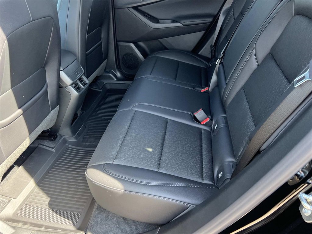 2026 Chevrolet Equinox LT photo 9