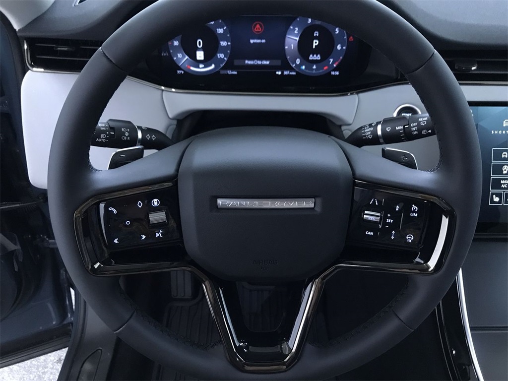 2024 Land Rover Range Rover photo 16