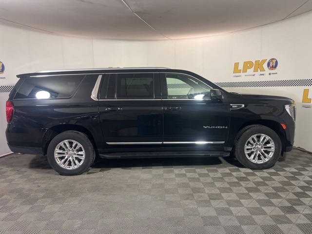 2021 Gmc Yukon XL SLT photo 4