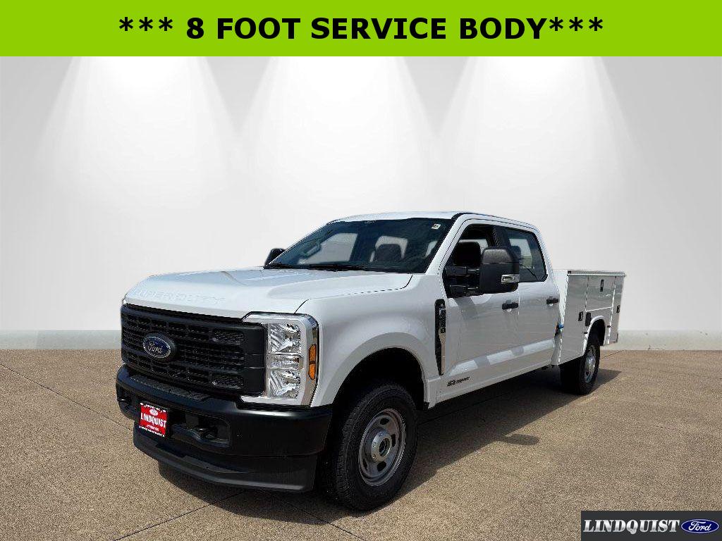 2025 Ford F-350 Super Duty XL's photo