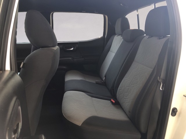 2020 Toyota Tacoma TRD Sport Double Cab V6 photo 12