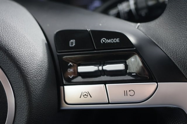 2023 Hyundai Elantra SEL photo 11