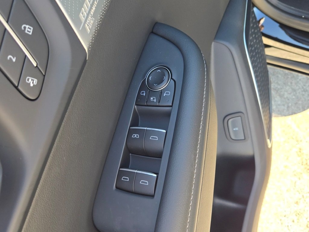 2026 Buick Enclave Avenir photo 24