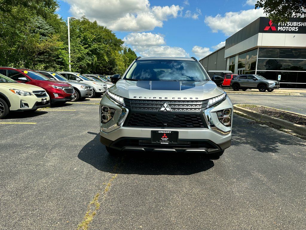 2024 Mitsubishi Eclipse Cross LE Ralliart photo 2