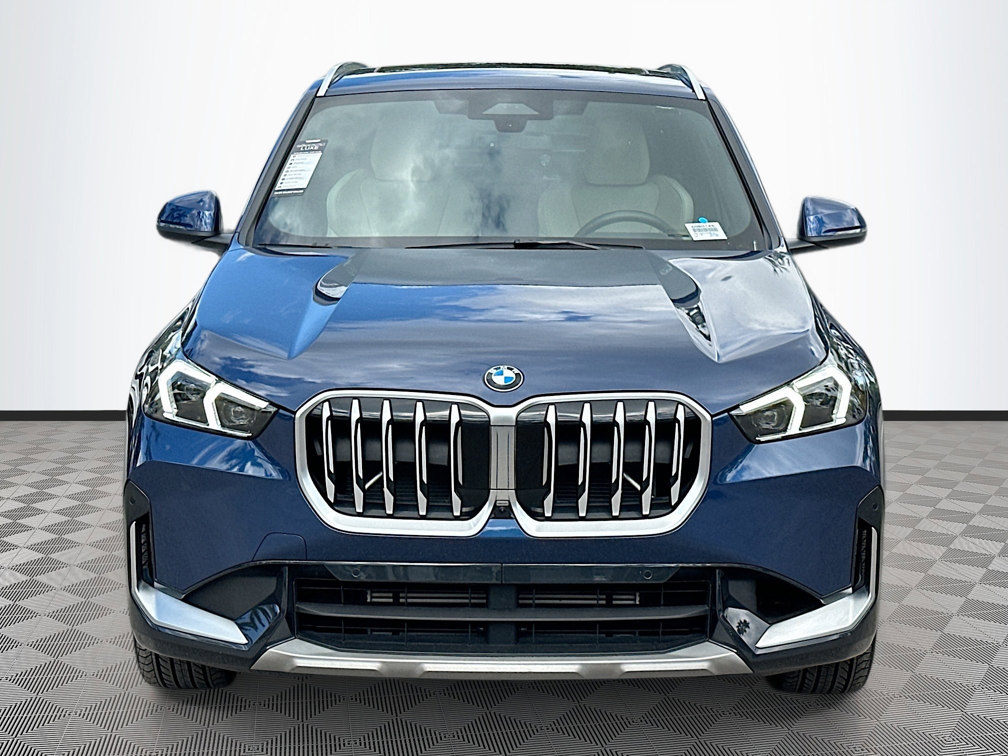 2025 Bmw X1 XDrive28i photo 2