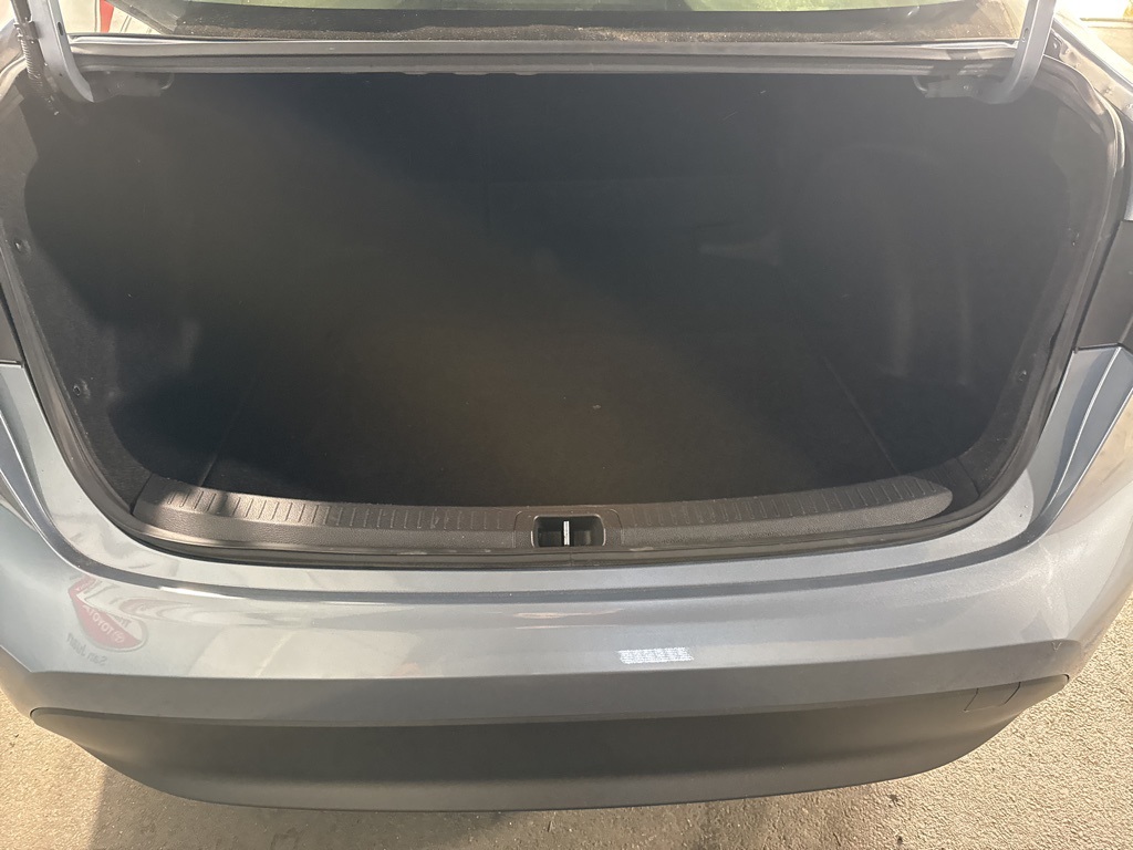 2024 Toyota Corolla Hybrid photo 18