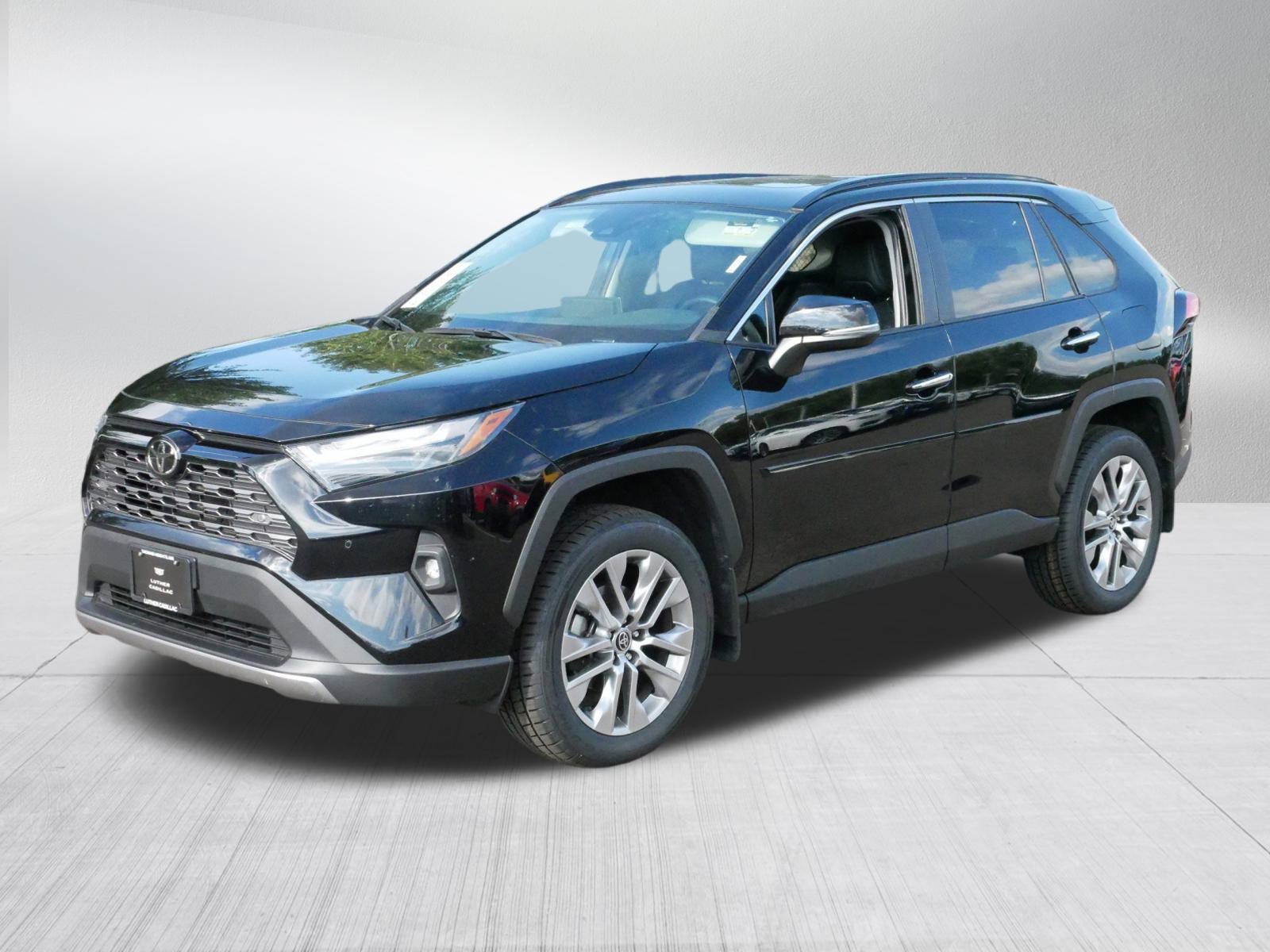 2022 Toyota RAV4 Limited photo 3