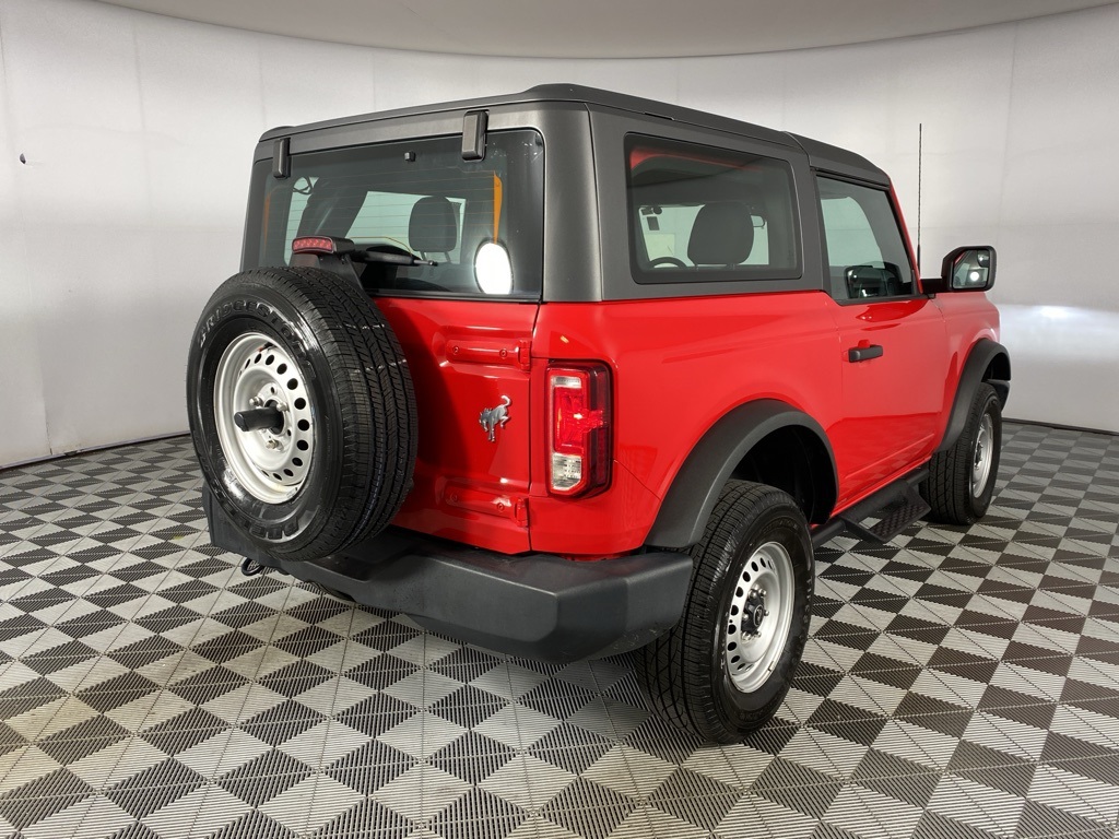 2023 Ford Bronco Base photo 10
