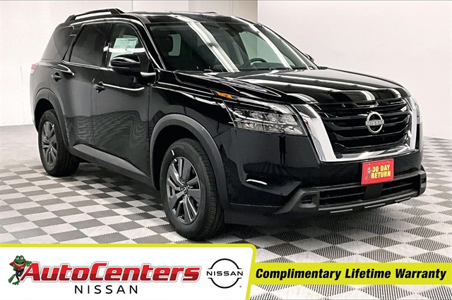 2025 Nissan Pathfinder SV's photo