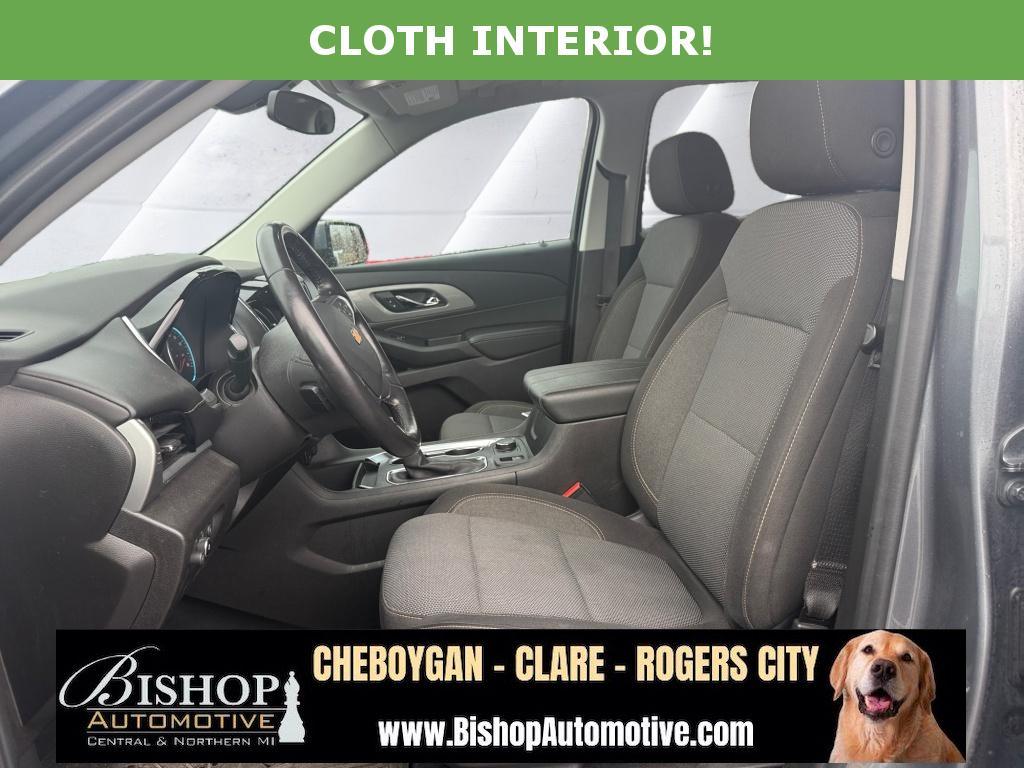 2021 Chevrolet Traverse Cloth photo 3
