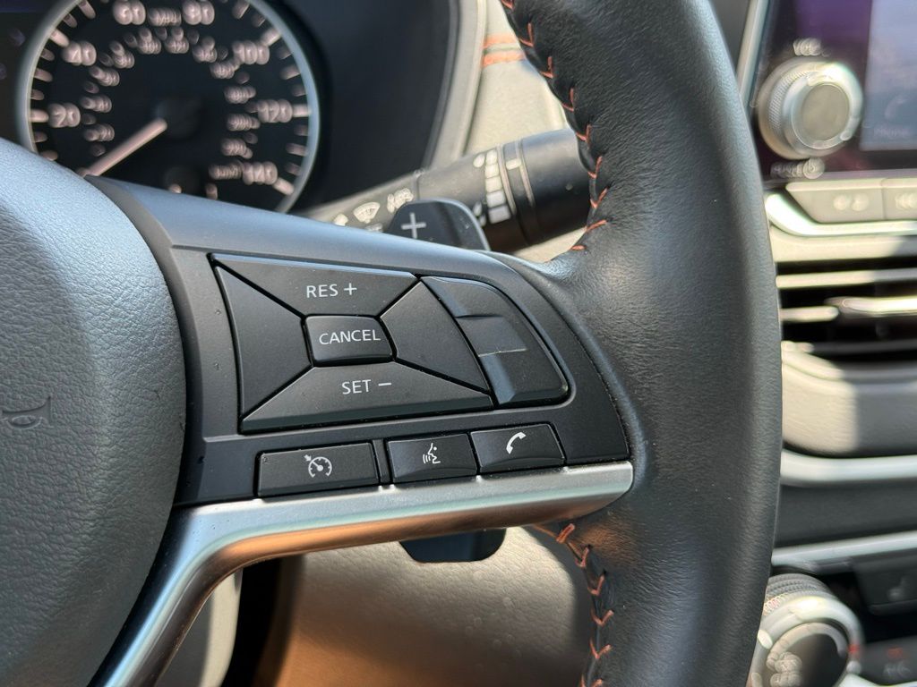 2022 Nissan Altima 2.5 SR photo 24